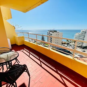 apartamentos-orfeo-azul.hotelsinnerja.org/