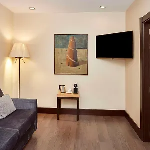 *** Otel Nh Eixample İspanya